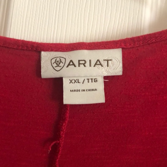 Red Ariat XXL Lace Front Mid length sleeve top - Picture 2 of 4